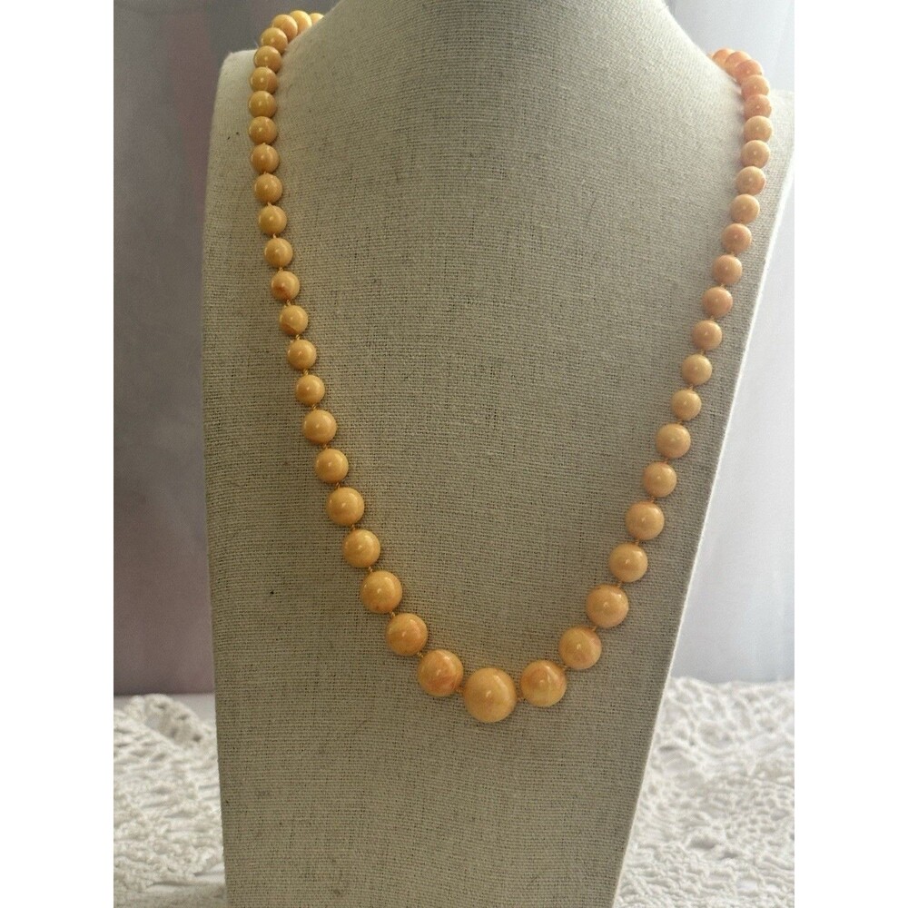 Vintage Sarah Coventry Peach Marbled Lucite Bead Necklace 26” Signed Graduated